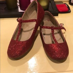 Dressing shoes
